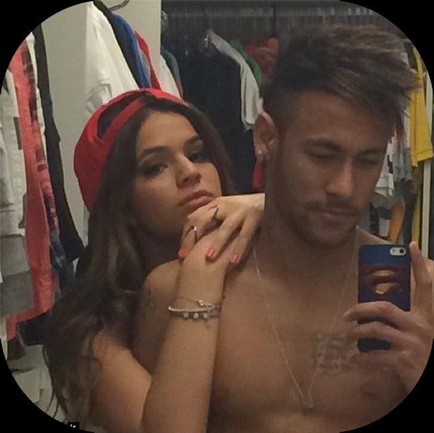 selfie with neymar !!